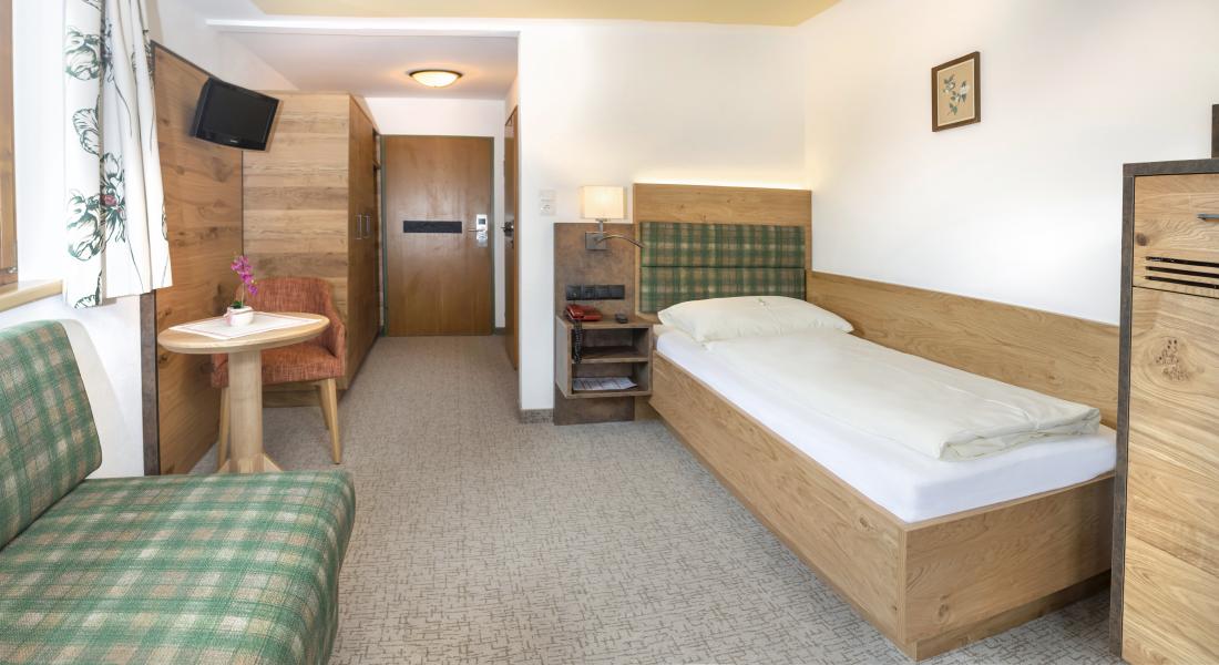 Single room with extra bed in the Hotel Tirolerhof